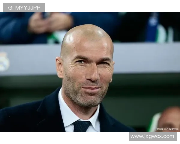 全球足球巨星排名前三级别球员实力对比与未来展望分析