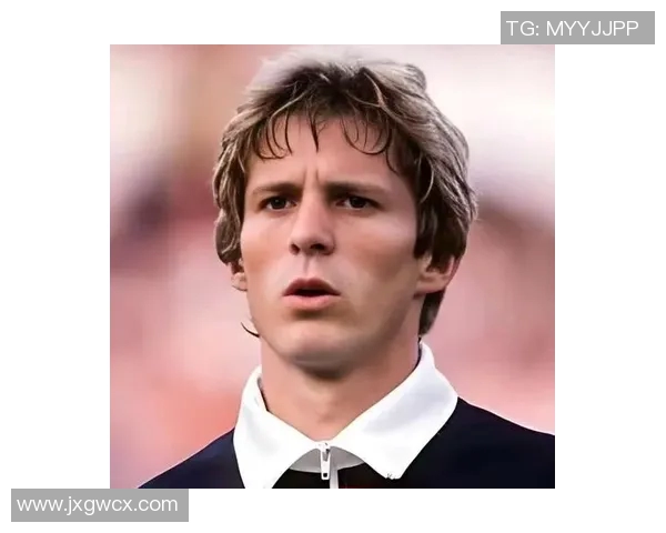 过世足球巨星的传奇人生与永恒足迹探索